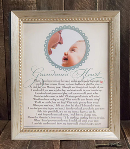 Picture Frame - "Grandma's Heart" Poem - Pewter/Silver Wood - 2.5" Round Photo - 8" X 10" Frame