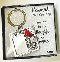 Load image into Gallery viewer, Key chain with picture frame - Cardinal - Square